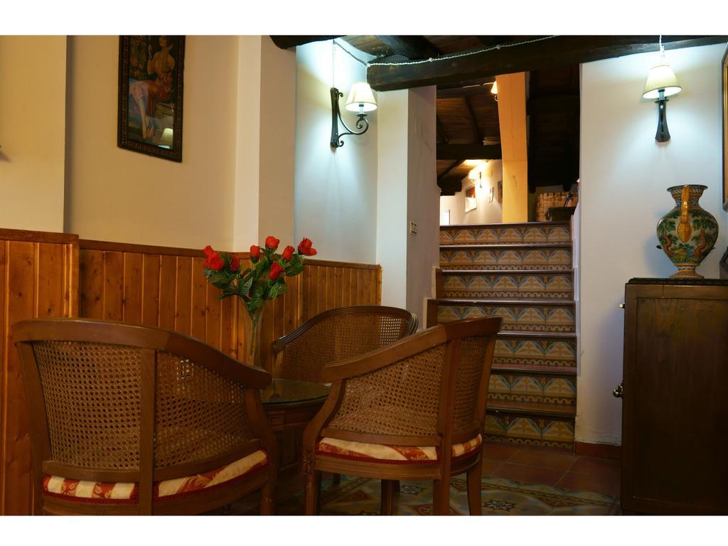 Apartamentos Rurales Victor Chamorro Del Arco Hervás Exterior photo
