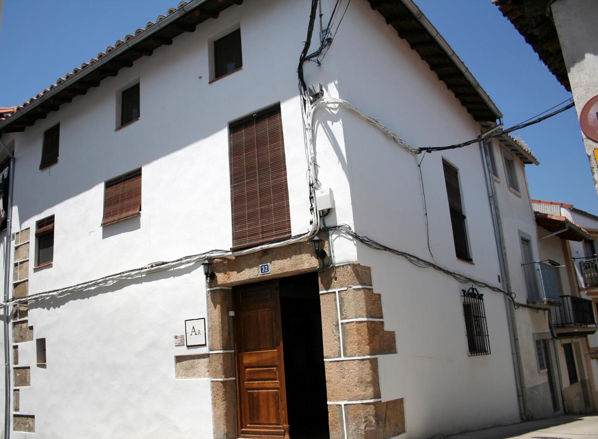 Apartamentos Rurales Victor Chamorro Del Arco Hervás Exterior photo
