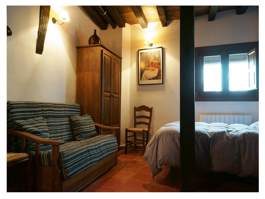 Apartamentos Rurales Victor Chamorro Del Arco Hervás Exterior photo